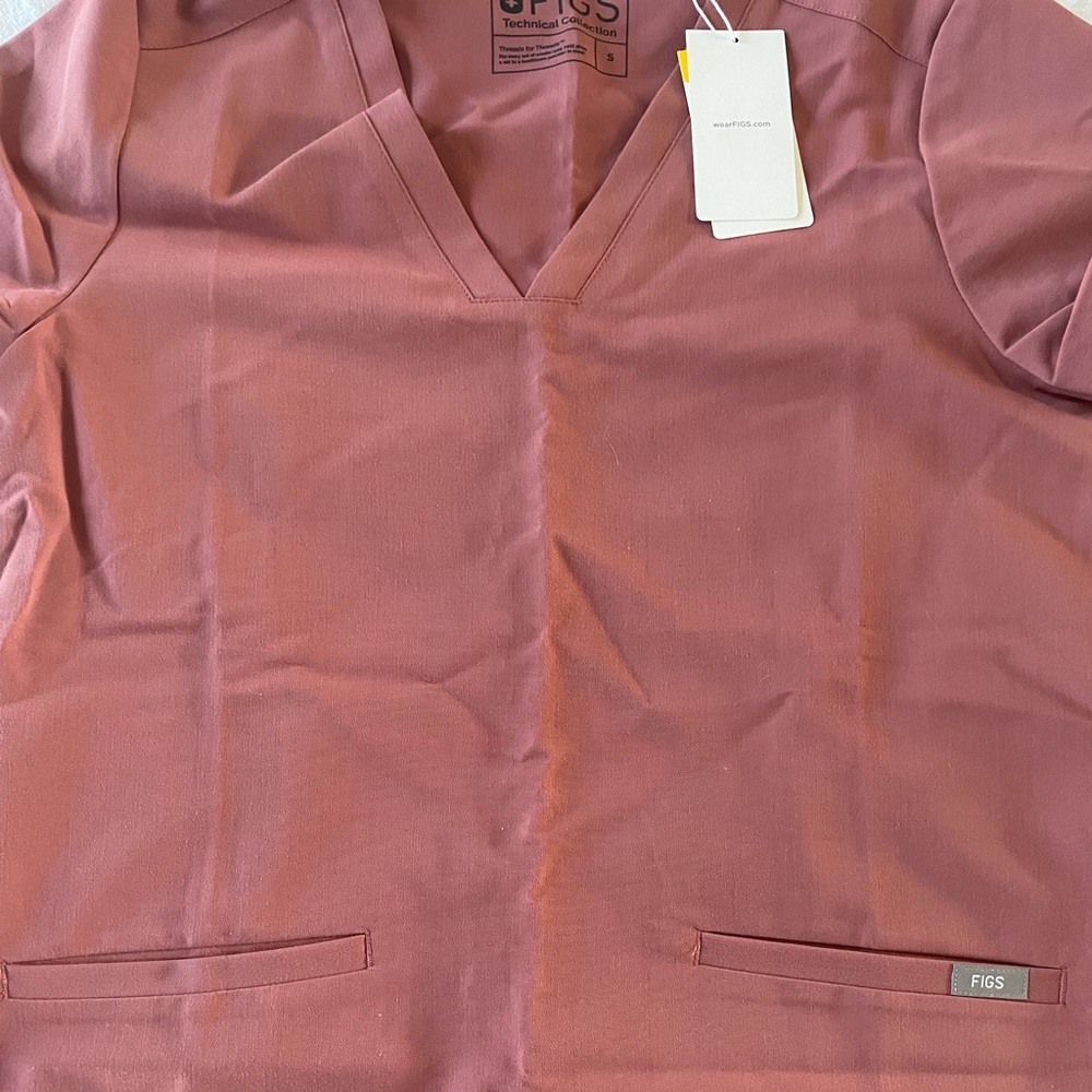 BNWT Figs Mauve